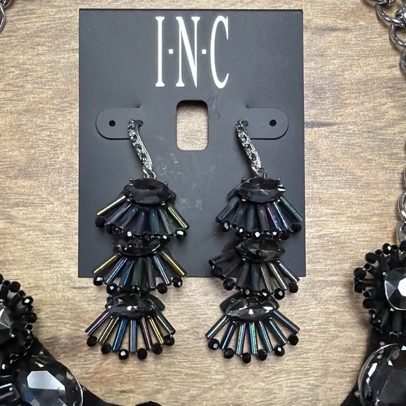 Inc Black Statement Bib Necklace Art Deco Gothic Glam 18" Necklace With Earrings - Picture 2 of 6